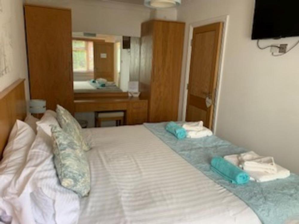 Goodrington Lodge Holiday Apartments Пейнтън Екстериор снимка