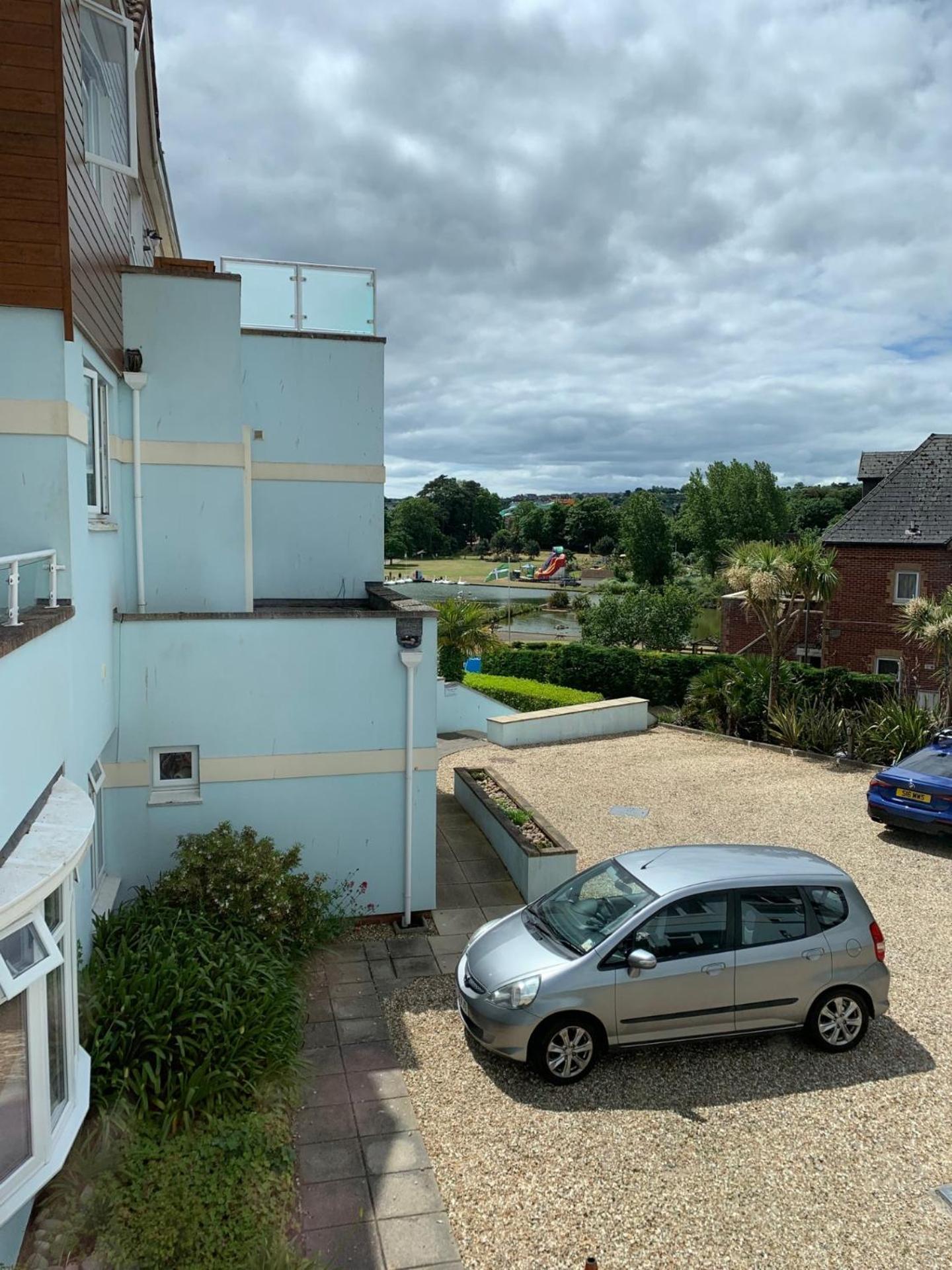 Goodrington Lodge Holiday Apartments Пейнтън Екстериор снимка