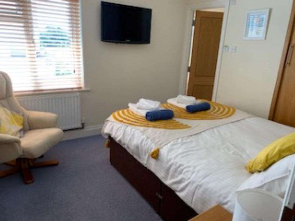 Goodrington Lodge Holiday Apartments Пейнтън Екстериор снимка
